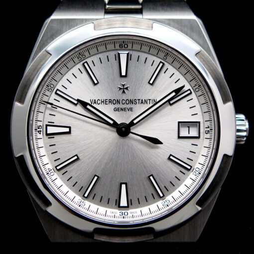 Vacheron Constantin 4500V Overseas Automatic with Silver Dial - Image 3