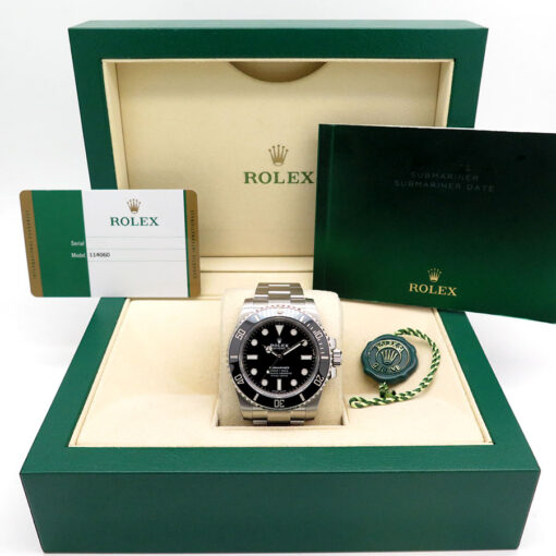 Alternative view of Rolex 114060 Submariner No Date