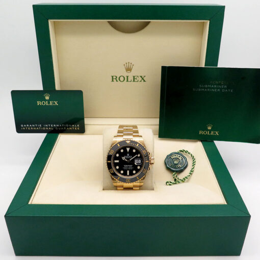 Alternative view of Rolex 126618LN Submariner 41 18K Yellow Gold (New Old Stock)