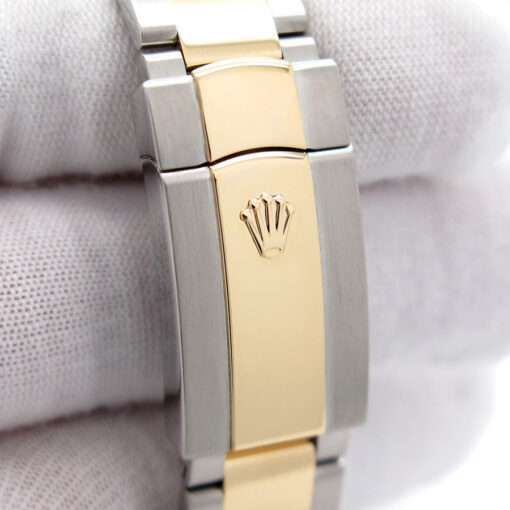 Rolex 126333 Datejust 41 18K/SS with Champagne Stick Dial on Oyster - Image 7