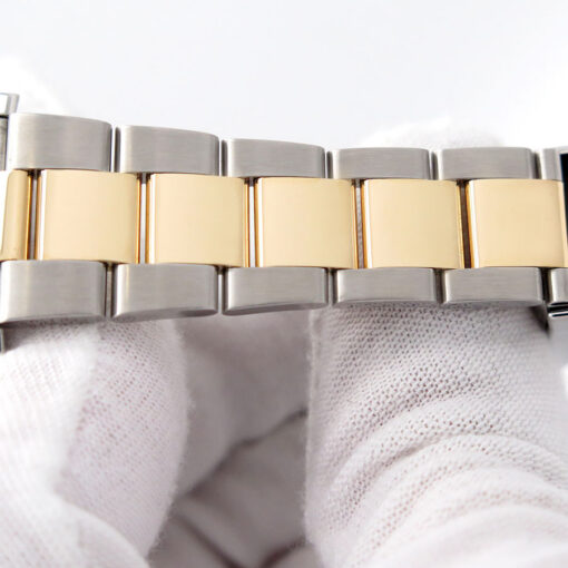 Rolex 126333 Datejust 41 18K/SS with Champagne Stick Dial on Oyster - Image 8