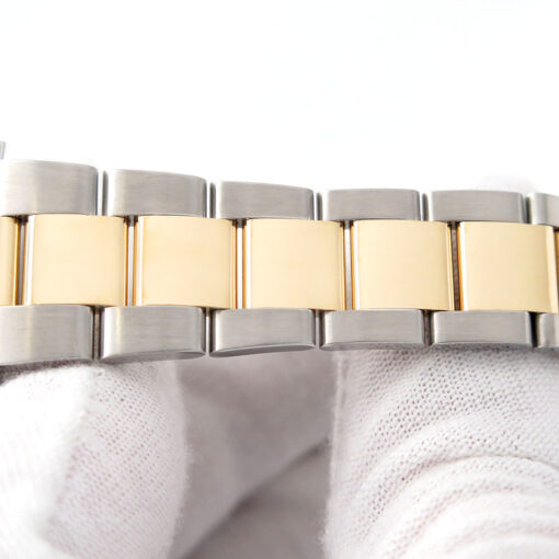 Rolex 126333 Datejust 41 18K/SS with Champagne Stick Dial on Oyster - Image 6