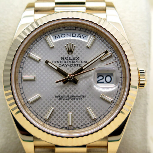 Rolex 228238 Day Date 40 18K Yellow Gold with Silver Diagonal Motif Dial - Image 3