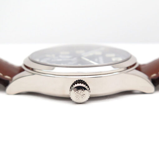 Patek Philippe 5524G Calatrava Pilot Time - Image 5