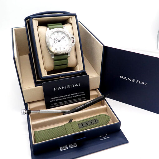 Alternative view of Panerai PAM 1226 Submersible QuarantaQuattro Bianco 44mm