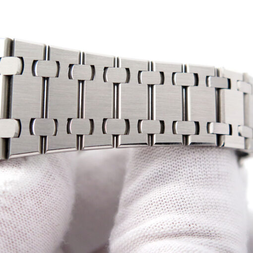 Audemars Piguet 15202ST Royal Oak "Jumbo" Ultra Thin with Blue Dial - Image 7