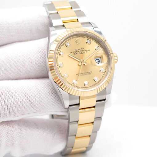 Rolex 126233 Datejust 18K/SS with Champagne Diamond Dial on Oyster