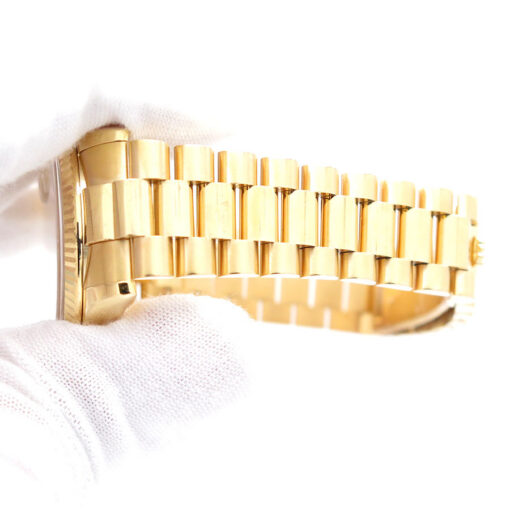 Rolex 118238 Day Date 18K Yellow Gold with Champagne Diamond Dial - Image 9