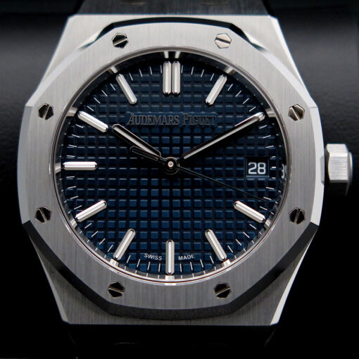 Audemars Piguet 15550ST Royal Oak 37mm with Blue Dial - Image 4