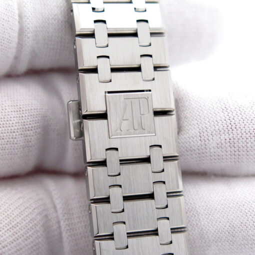 Audemars Piguet 15500ST Royal Oak with Grey Dial - Image 8