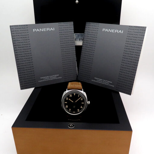 Alternative view of Panerai PAM 424 Radiomir California 3 Days