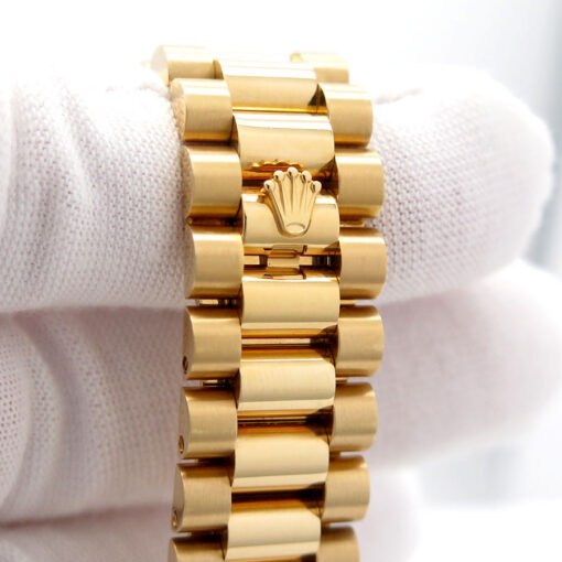Rolex 118238 Day Date 18K Yellow Gold with Champagne Diamond Dial - Image 7