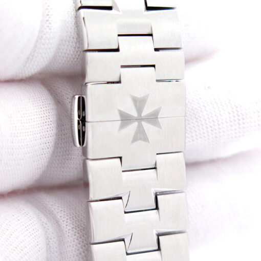 Vacheron Constantin 4500V Overseas with Blue Dial Automatic - Image 8