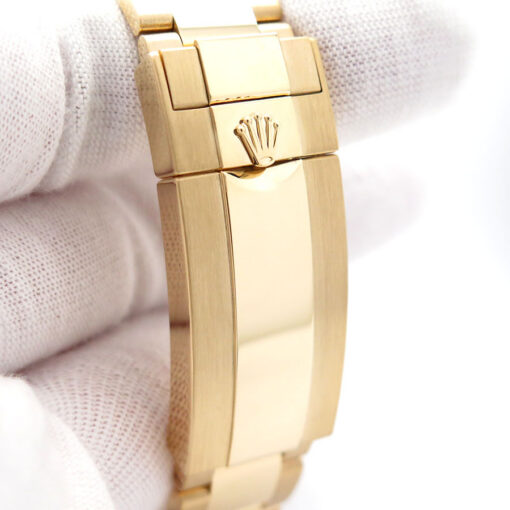 Rolex 126618LN Submariner 41 18K Yellow Gold - Image 7