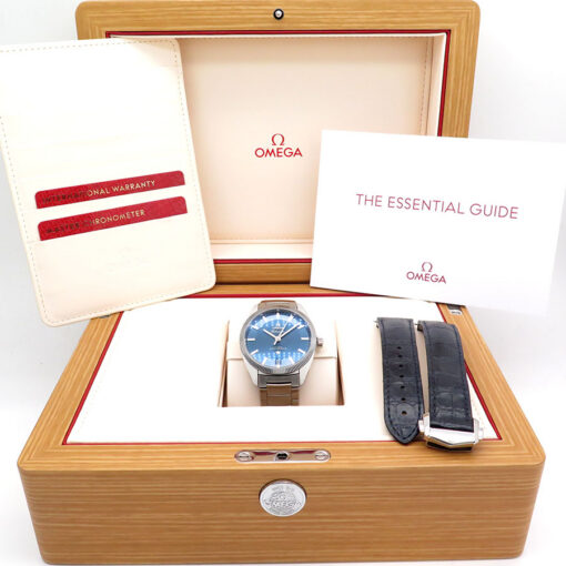 Alternative view of Omega Constellation Globemaster with Blue Dial 39mm
