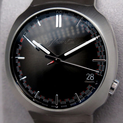 H. Moser & Cie 6812-1200 Streamliner Perpetual Calendar with Grey Dial - Image 4
