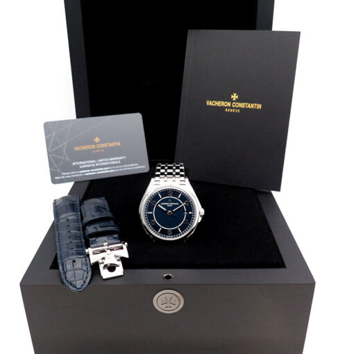 Alternative view of Vacheron Constantin 4600E Fiftysix Automatic with Blue Dial on Bracelet