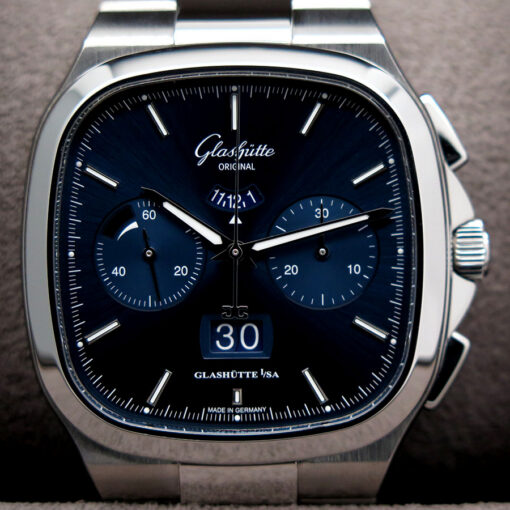 Glashütte Original Seventies Chronograph Panorama Date with Blue Dial - Image 3
