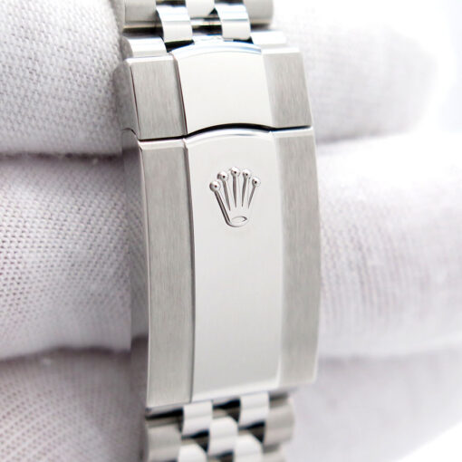 Rolex 126334 Datejust 41 with Green Ombre Dial on Jubilee (New Model) - Image 7