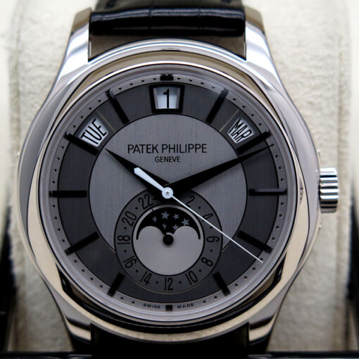 Patek Philippe 5205G Complications Annual Calendar Moonphase - Image 3