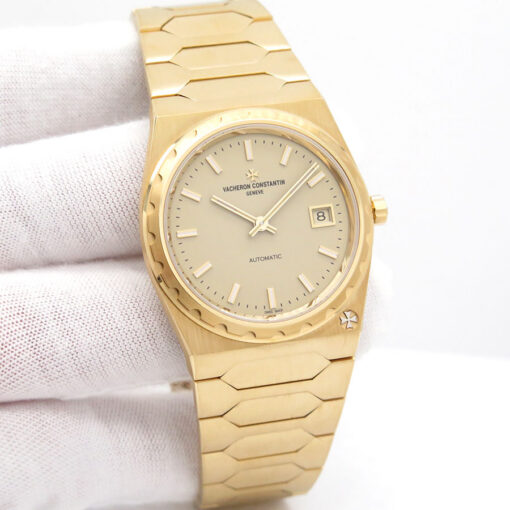 Vacheron Constantin 4200H Historiques 222 Automatic 18K Yellow Gold