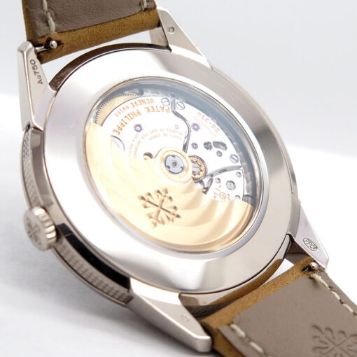 Patek Philippe 5226G Calatrava 18K White Gold - Image 4