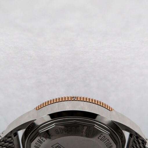 Breitling UB2030 Superocean Heritage 18K/SS with Black Dial 44mm - Image 7