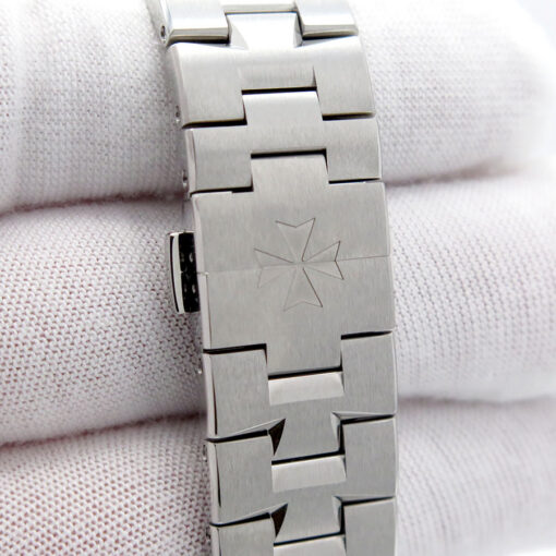 Vacheron Constantin 4000V Overseas Moon Phase Retrograde Date - Image 8