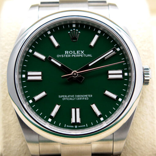 Rolex 124300 Oyster Perpetual 41 with Green Dial - Image 3