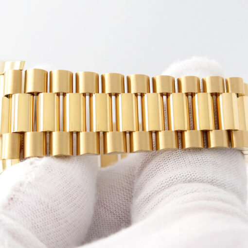 Rolex 228238 Day Date 40 18K Yellow Gold with Champagne Roman Dial - Image 6
