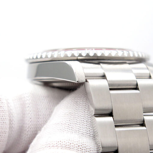Rolex 16710 GMT Master II with Red & Black Bezel - Image 9