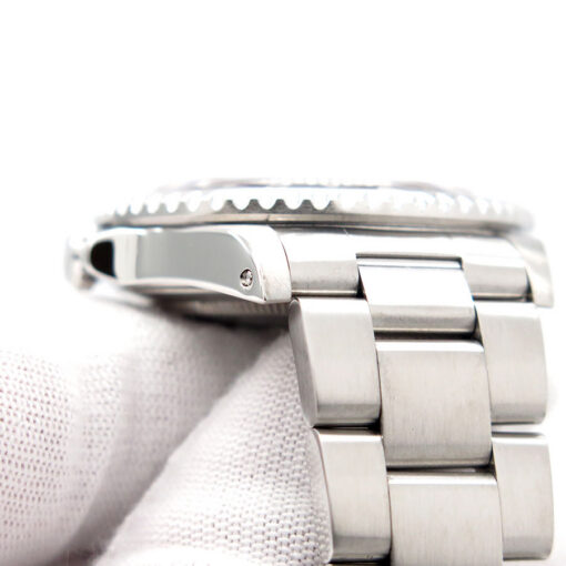 Rolex 16710 GMT-Master II with Red/Black Bezel - Image 8