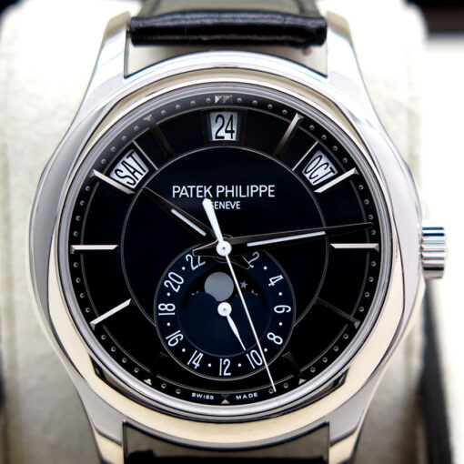 Patek Philippe 5205G Annual Calendar with Blue Dial - Image 4